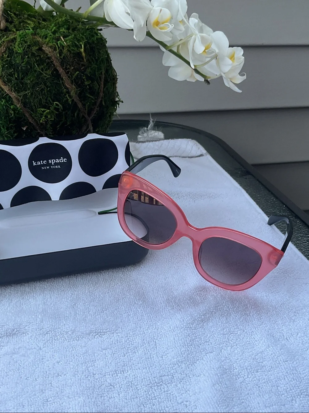 kate spade Pink Gradient Oversized Cat-Eye Sunglasses